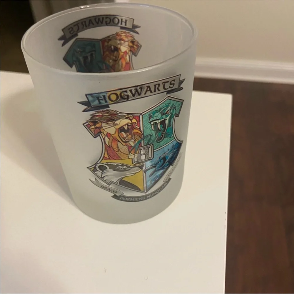 Hogwarts frosted glass‎